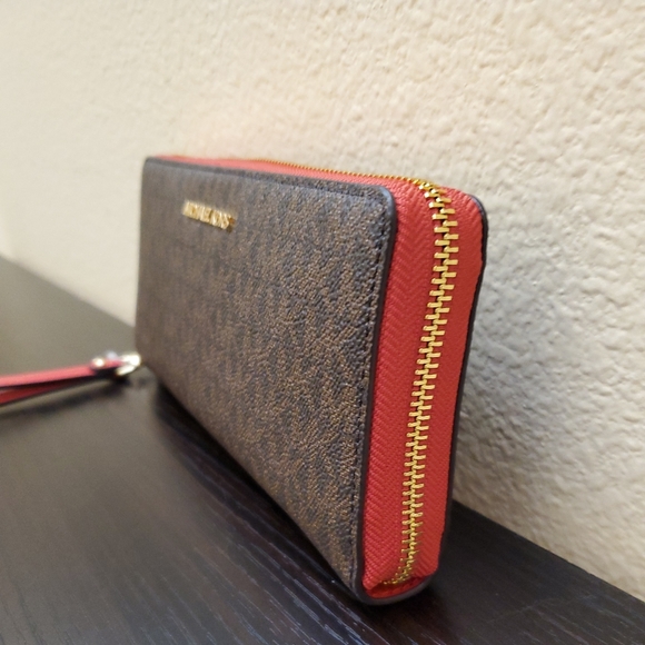 Michael kors Jet Set Long Zip Around Wallet - Picture 4 of 8